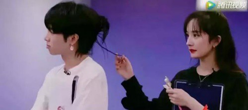 Vì đã ly hôn Lưu Khải Uy, Dương Mịch mới thả thính đồng nghiệp nam vô tư đến nhường này? - Ảnh 16. Vì đã ly hôn Lưu Khải Uy, Dương Mịch mới thả thính đồng nghiệp nam vô tư đến nhường này? - Ảnh 16.