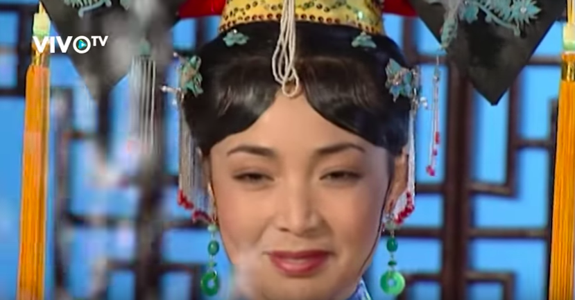 Xem lại Ho&agrave;n Ch&acirc;u C&ocirc;ng Ch&uacute;a sau 20 năm, thấy ho&agrave;ng cung sao giống như... c&aacute;i chợ! - Ảnh 8.