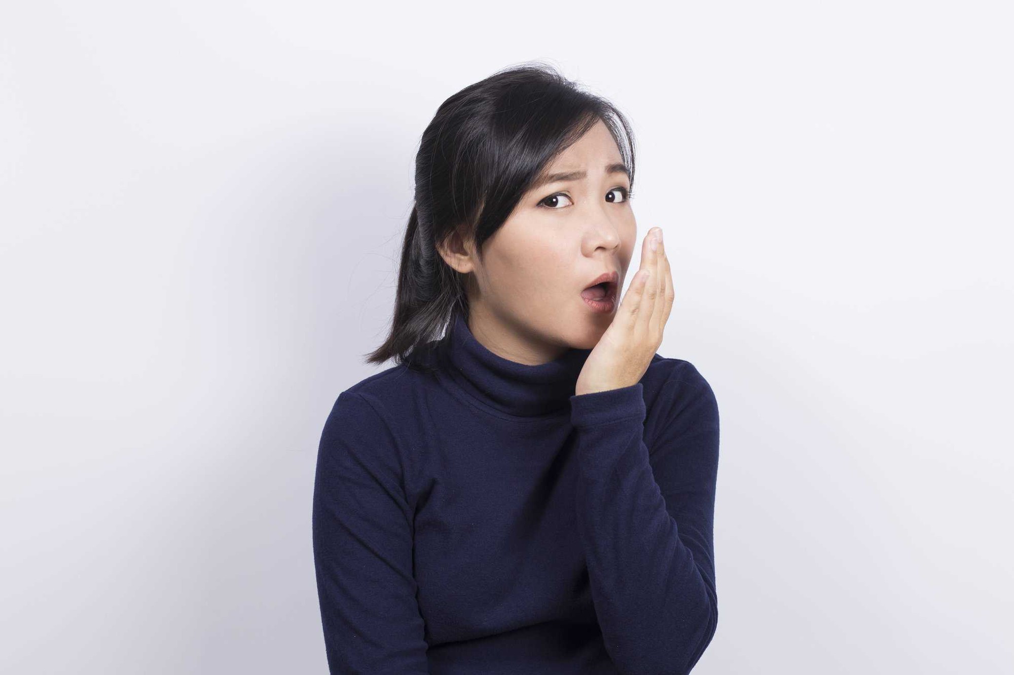 Biết được 7 t&aacute;c hại tiềm ẩn n&agrave;y, bạn sẽ kh&ocirc;ng cố sức nhịn ăn mỗi ng&agrave;y để giảm c&acirc;n nữa - Ảnh 2.