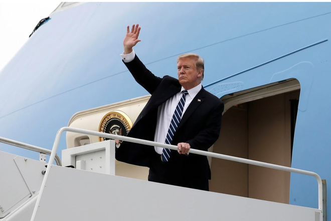Tổng thống Donald Trump l&ecirc;n chuy&ecirc;n cơ về nước sau khi kh&ocirc;ng đạt được thỏa thuận n&agrave;o tại thượng đỉnh Mỹ - Triều - Ảnh 24.