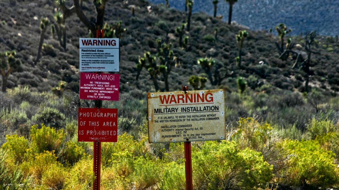 Hậu quả n&agrave;o sẽ xảy ra nếu c&oacute; người t&igrave;m c&aacute;ch đột nhập v&agrave;o V&ugrave;ng 51 - V&ugrave;ng đất tuyệt mật của qu&acirc;n đội Mỹ? - Ảnh 2.